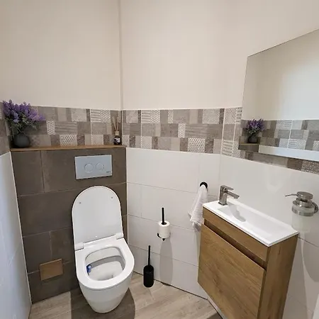 Lejlighed Entierement Renove Au Centre De